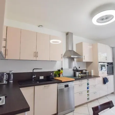 Apartamento Maison De - 400m De La - Grande Terrasse, Balcons, 4 - 160m2 *